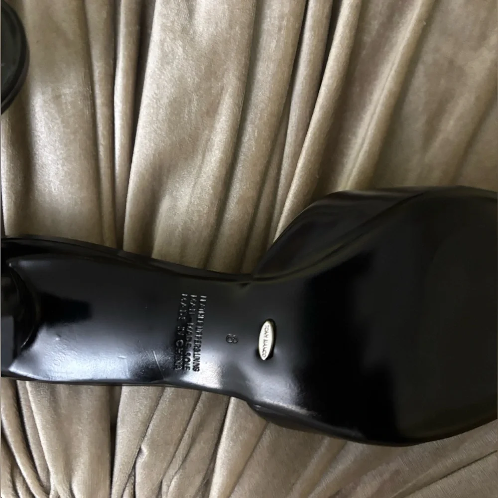 Tony Bianco Sleek Black Mules - Picture 5 of 8